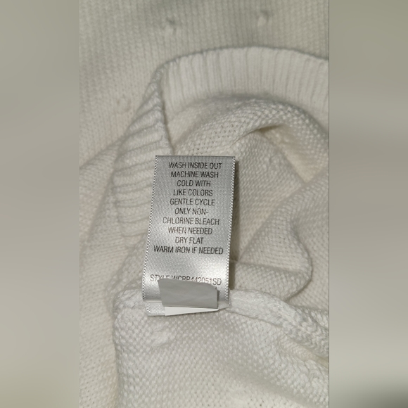 Croft & Barrow small white sweater - Picture 5 of 5